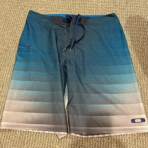 Oakley Men's Blue and Gray Gradient Board Shorts